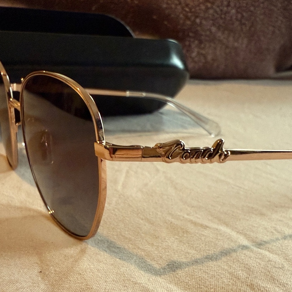 Coach Sunglasses - Picture 5 of 7
